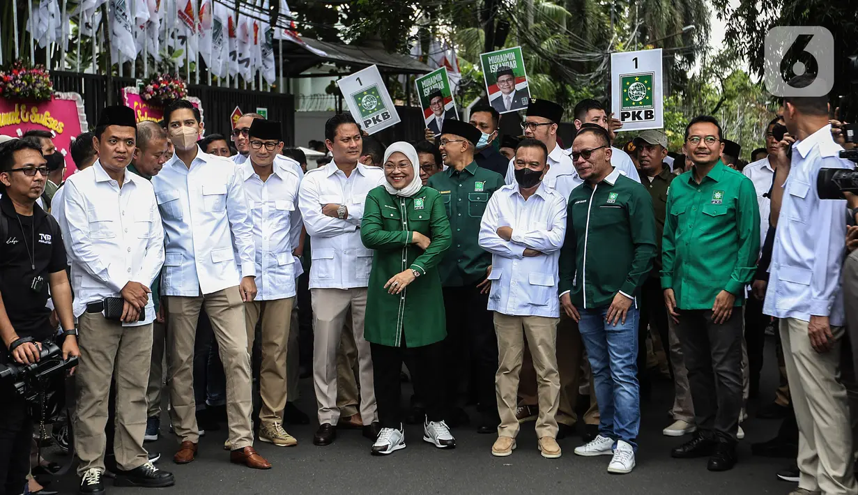 Petinggi Partai dan Sejumlah Menteri hadir dalam peresmian Sekretariat Bersama (Sekber) di Jalan Jl. Ki Mangunsarkoro No. 1, Menteng, Jakarta Pusat, Senin (23/1/2023). Lokasi yang dipilih yaitu di Jalan Ki Mangunsarkoro Nomor 1, Menteng, Jakarta Pusat, yang hanya terpaut 800 meter dari kantor Komisi Pemilihan Umum (KPU).  (Liputan6.com/Johan Tallo)