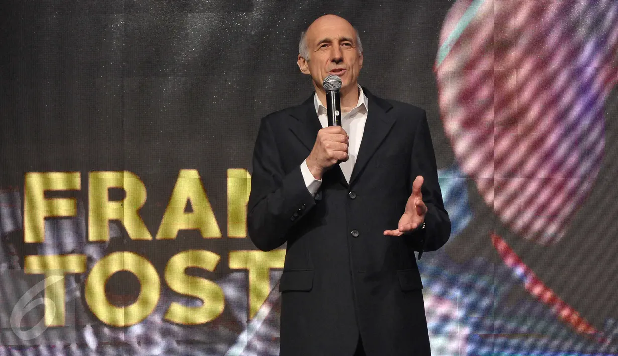 Team Principal Formula 1 Scuderia Toro Rosso, Franz Tost memberi keterangan pers di Jakarta, Kamis (20/4). Konferensi pers memperkenalkan tim Pertamina Arden. (Liputan6.com/Helmi Afandi)