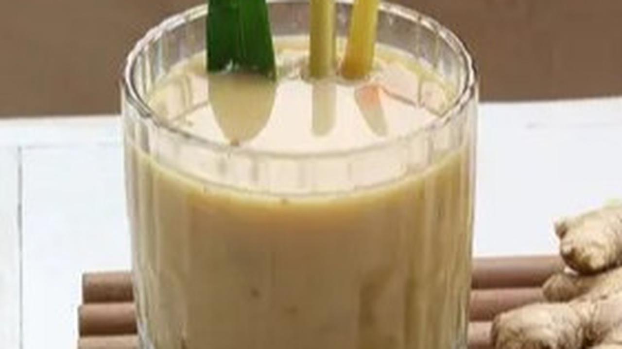 Minuman dengan Serai