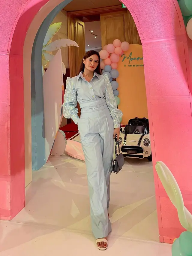 [Fimela] Ulfi anak Elly Sugigi