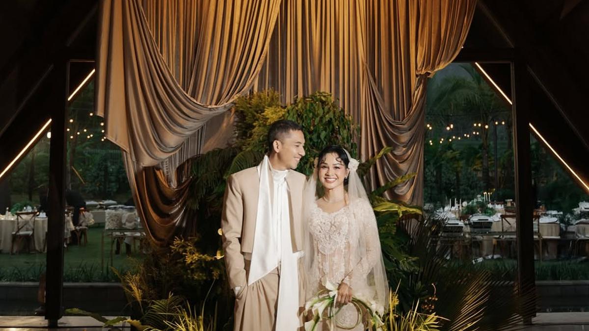 Pesona Anggun Andien dan Ippe Rayakan Ulang Tahun Pernikahan dengan Sakral