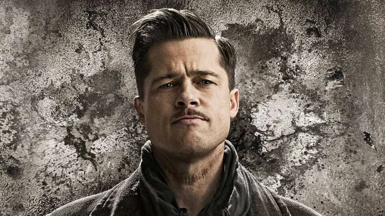 Brad Pitt Ketagihan Film Perang Dunia II