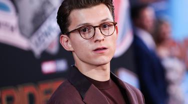 Get Wallpaper Tom Holland Ingin Singkirkan Instagram Dari Hidupnya News HD