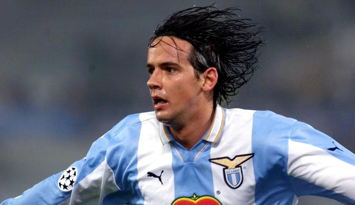 4. Simone Inzaghi - Inzaghi menjadi pengisi barisan depan Lazio pada tahun 1999-2010. Dari 133 laga, ia menorehkan 28 gol untuk tim berjulukan Elang-Elang Muda itu. (AFP/Gabriel Bouys)