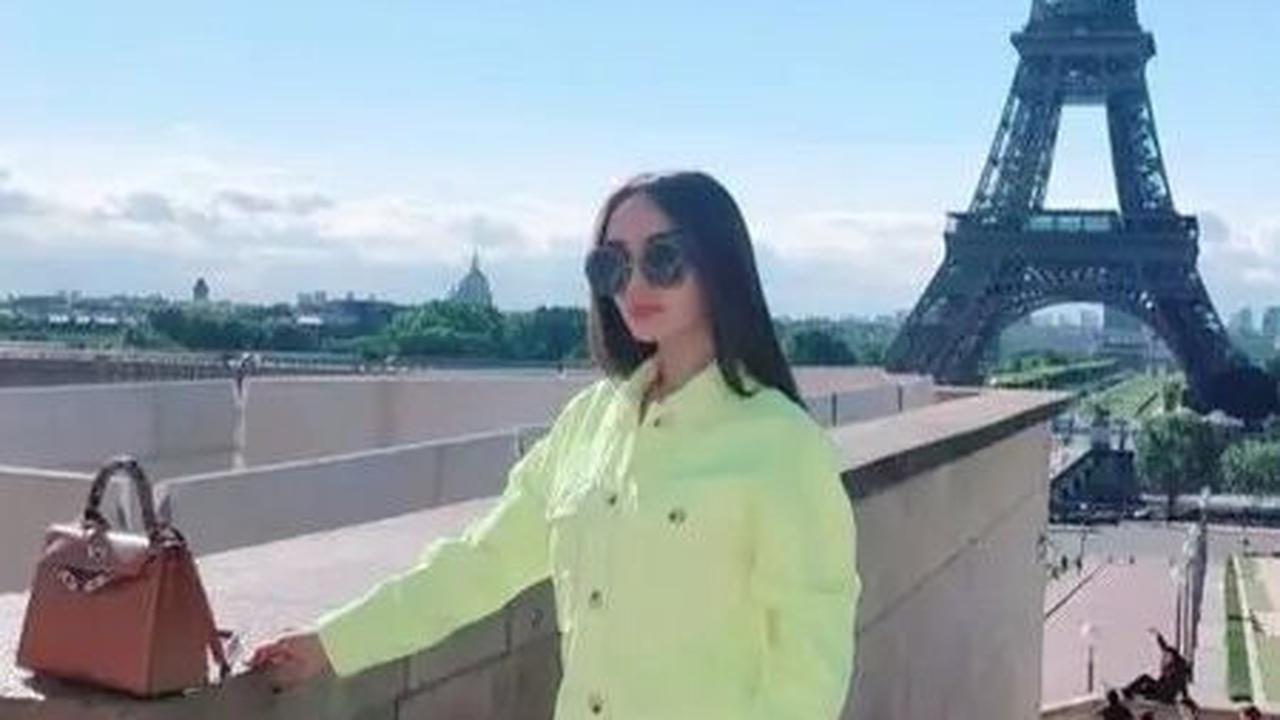 Gaya hidup mewah Zaskia Gotik setelah menikahi Sirajuddin telah menjadi perbincangan