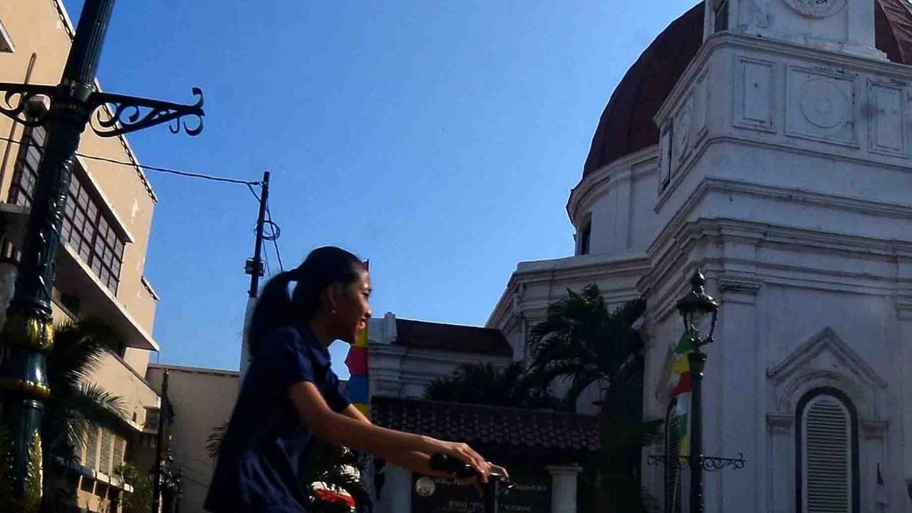 2.	Kota Lama Semarang