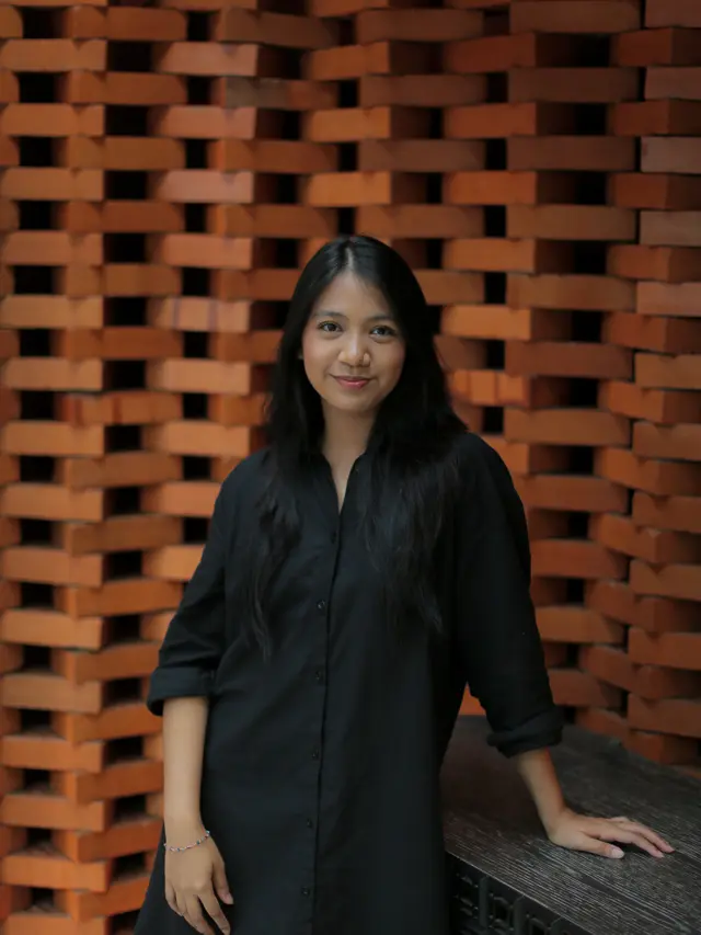 wanita mei zodiak yang mandiri