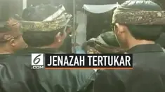 Sebuah peristiwa tak lazim terjadi di Bali. Saat hendak menggelar prosesi memandikan jenazah sebagai bagian dari upacara kremasi. Warga tiba-tiba dibuat heboh lantaran jenazah bukan dari keluarga yang berduka alias tertukar.