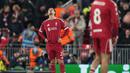 Pemain Liverpool, Curtis Jones tak mampu menutupi rasa kecewanya setelah kalah 1-4 dari PSV dalam laga Liga Champions 2025/2026 di Anfield, Liverpool, Rabu (26/11/2025) waktu setempat. (AP Photo/Jon Super)