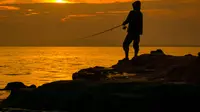 10 Rekomendasi Spot Mancing Nyaman 2025 di Cirebon, Yuk Berburu Ikan di Sini