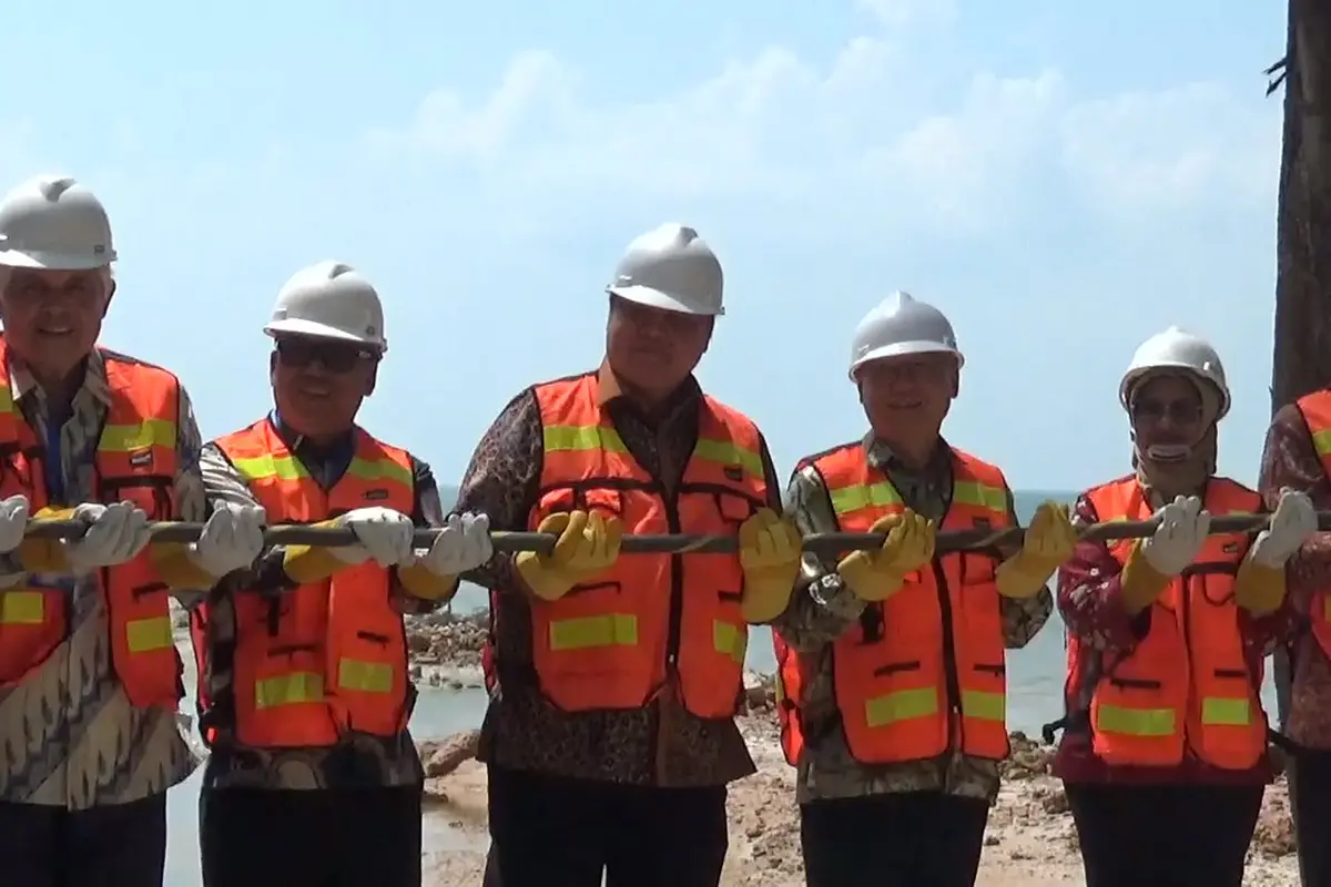 Indonesia dan Singapura kerja sama pembangunan kabel laut. (Liputan6.com/Ajang Nurdin)