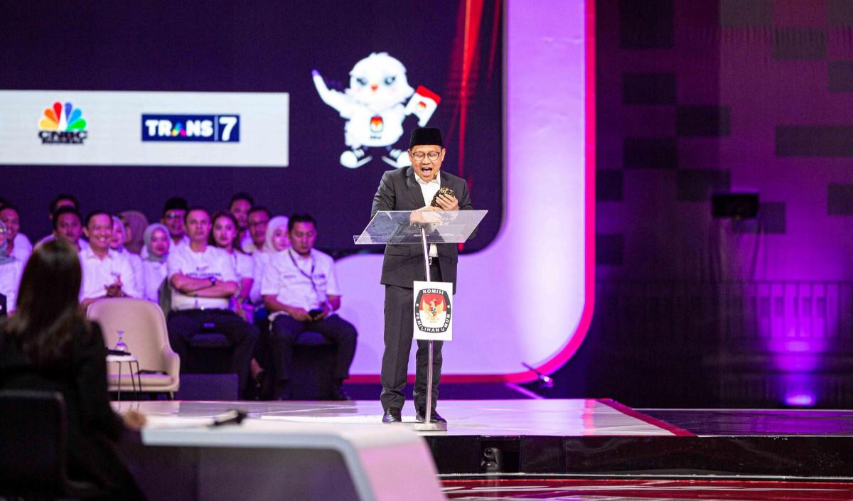 Muhaimin juga menyinggung persoalan hukum yang menyeret Firli Bahuri.&nbsp;