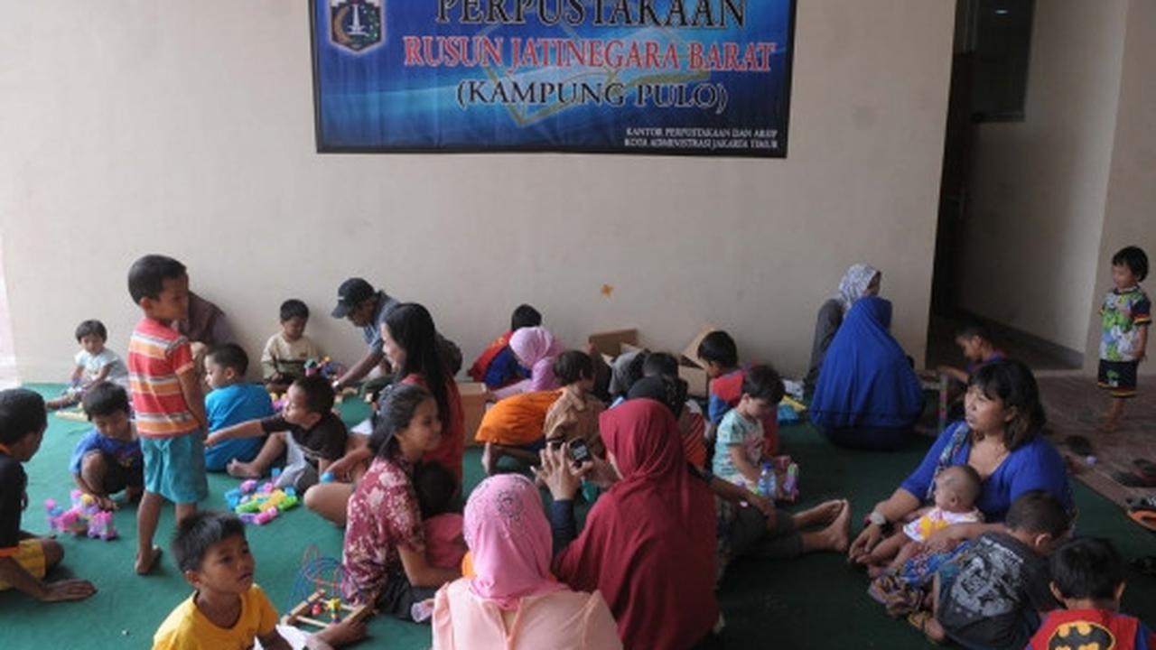 Keceriaan bocah Kp Pulo manfaatkan area Rusunawa jadi lahan bermain