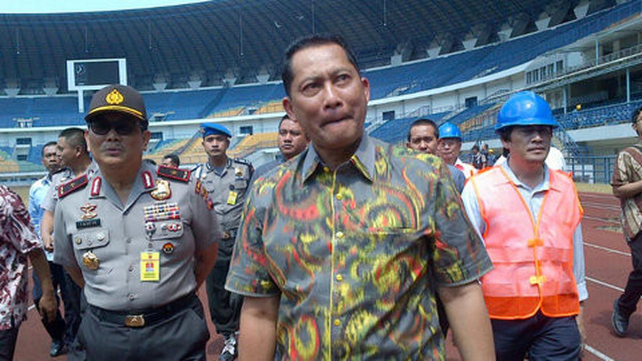 Stadion GBLA semakin parah, banyak retakan dan pergeseran konstruksi