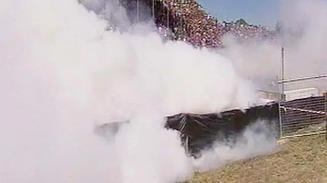Aksi Burnout 69 Mobil Pecahkan Rekor Dunia