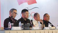 Konferensi Pers NOC Indonesia di Jakarta, Rabu (24/12/2025) siang. (Bola.com/Muhammad Iqbal Ichsan)
