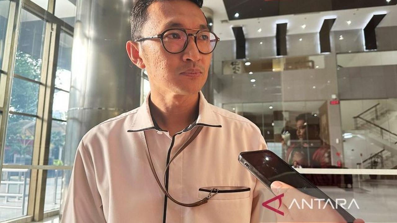 KPK Sita Dokumen Penting di Rumah Kadis PUTR Pati Terkait Kasus Pemerasan Bupati Sudewo