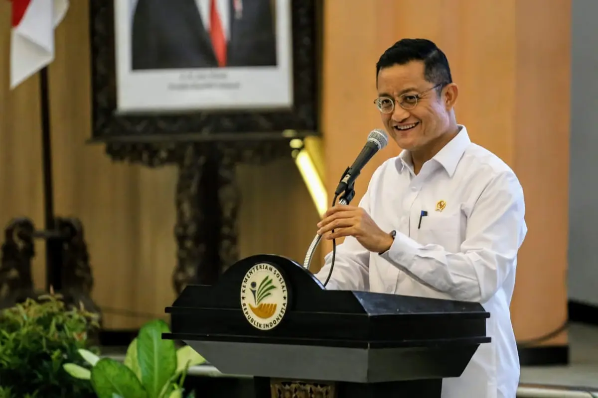 Percepat Penurunan Kemiskinan, Mensos Juliari Tambah 50 SLRT dan 400 Puskesos Baru