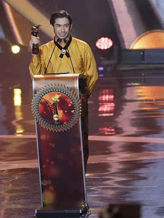 Reza mengaku senang bisa ikut bersama merayakan FFB. Apalagi, ia melihat bahwa FFB merupakan festival film yang masih konsisten, meski ditengah lesunya dunia perfilman nasional saat itu. (Deki Prayoga/Bintang.com)