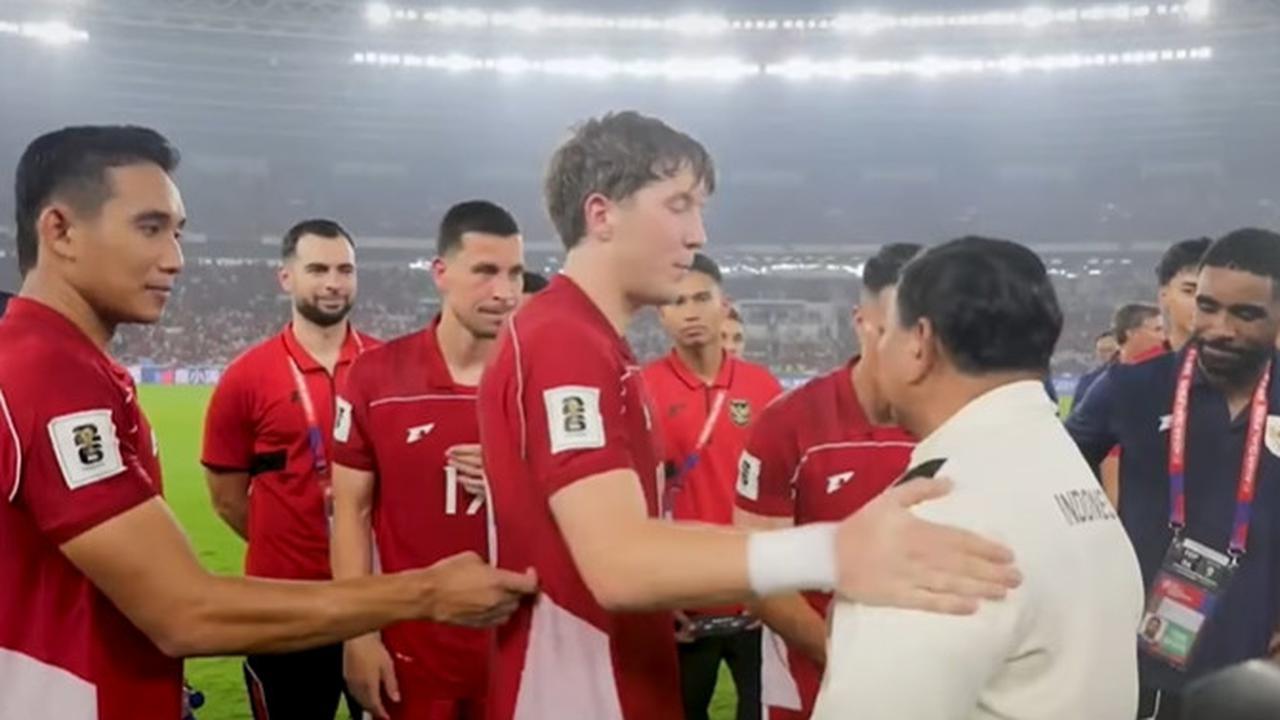 VIDEO: Bikin Merinding Ole Romeny Nyanyi Lagu Indonesia Pusaka, Cetak Gol Kemenangan Timnas 1-0 Vs Cina