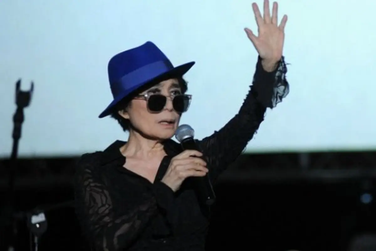 Yoko Ono
