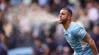 Kyle Walker merupakan salah satu bek kanan terbaik di dunia yang dimiliki oleh Manchester City. Didatangkan dari Tottenham dengan harga 47,5 juta euro pada 2017 lalu, Walker mampu tampil sepadan dengan biayanya. Ia tercatat memiliki gaji 110 ribu euro per minggu. (AFP/Oli Scarff)