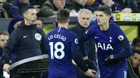 Pelatih Tottenham Hotspur, Jose Mourinho, saat pertandingan melawan Norwich City pada laga Premier League 2019 di Stadion Carrow Road, Sabtu (28/12). Kedua tim bermain imbang 2-2. (AFP/Lindsey Parnaby)