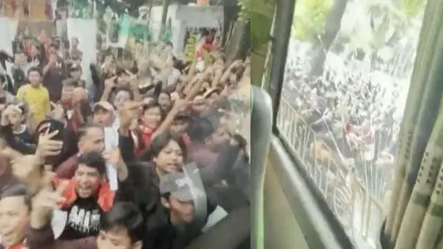 Detik-Detik Bus Timnas Thailand Dilempari & Dipukul saat Tanding di GBK, Bikin Malu I. ©2022 Merdeka.com/instagram.com/updateinfojakarta