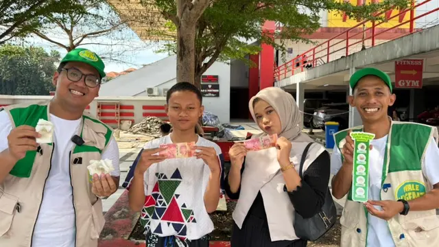 Jangan Langsung Dibuang, Kapas Bekas Membersihkan Wajah Ternyata Punya Nilai Ekonomis