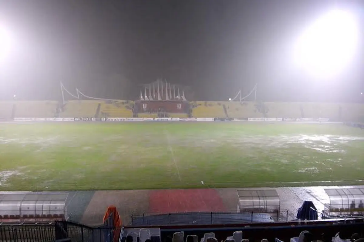 Stadion Haji Agus Salim Tergenang Air 