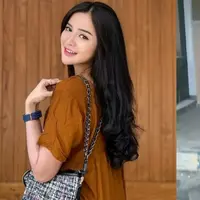 Sekarang dikenal cantik penuh pesona, seperti ini potret lawas Bella Bonita saat masih sekolah. (Instagram @bellabonita_r.a.