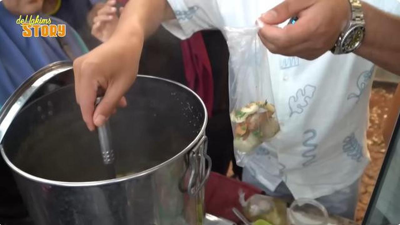 6 Potret Model Gerobak Jualan Bakso Cilok Artis Sidik Eduard, Simpel dan Rapi
