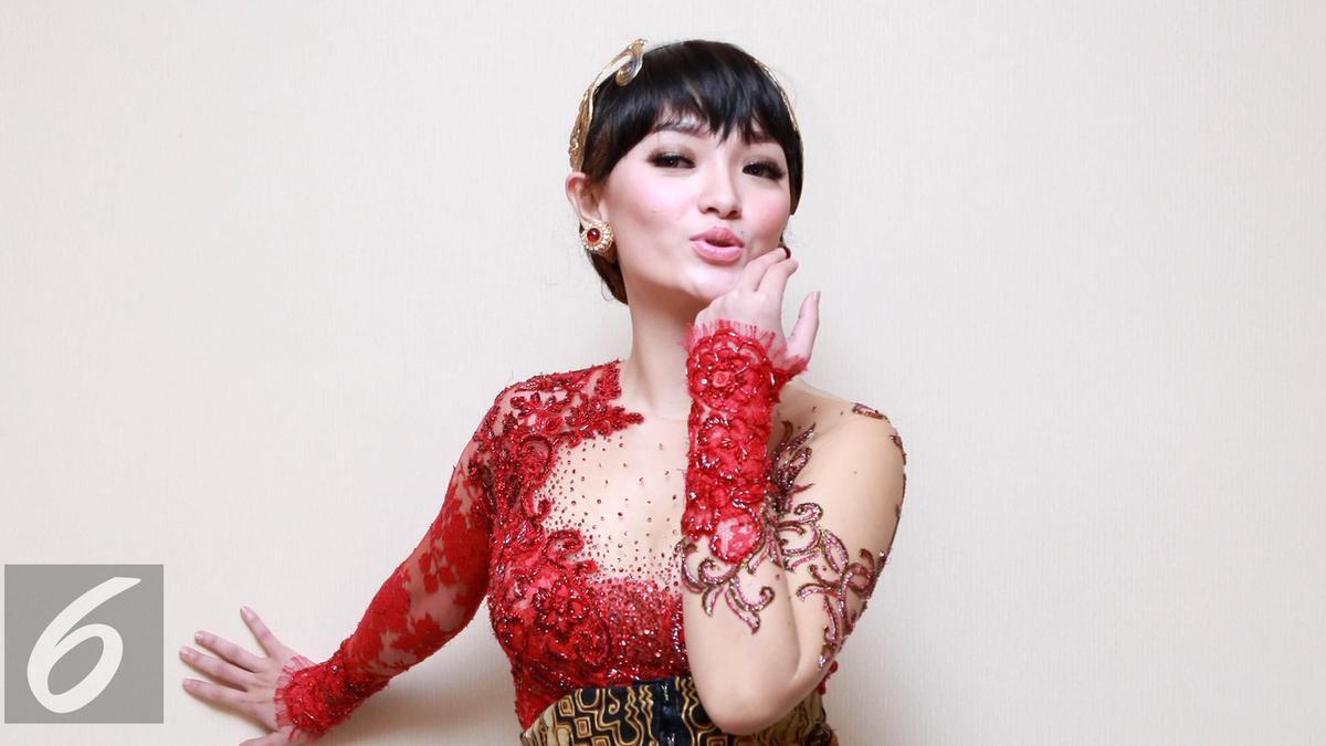 Zaskia Gotik Tak Sabar untuk Segera Menikah - ShowBiz Liputan6.com