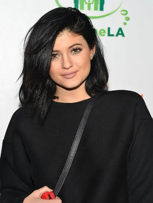 “Kamu tahu, aku belum berbicara soal ini (Kehamilan)! Aku yakin dia (Kylie Jenner) sangat bahagia dengan yang terjadi padanya, tetapi dia belum bilang padaku,” tambahnya. (AFP/Araya Diaz)