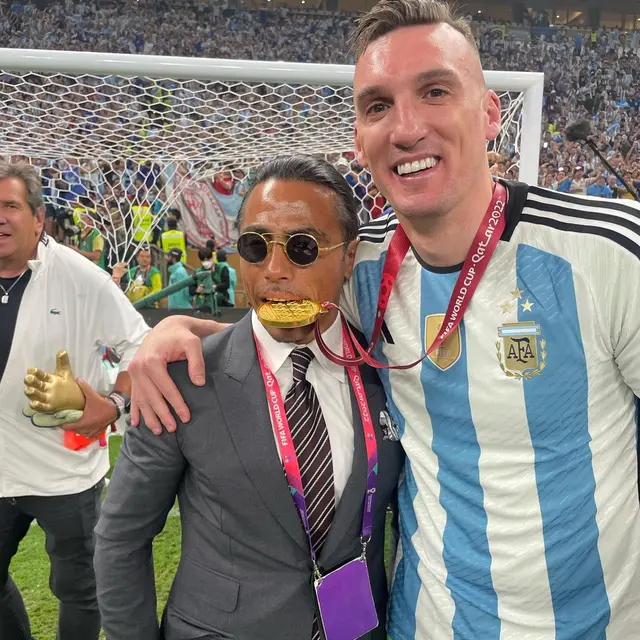 Deretan Skandal Salt Bae, Terbaru Pegang Trofi Piala Dunia Sembarangan dan Dicueki Lionel Messi