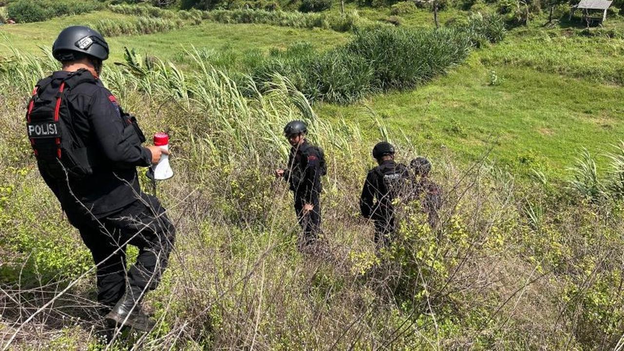 Pemusnahan Mortir Perang di Garut: Ditemukan Saat Mencangkul, Begini Cara Tim Jibom Brimob Amankan Benda Berbahaya Ini