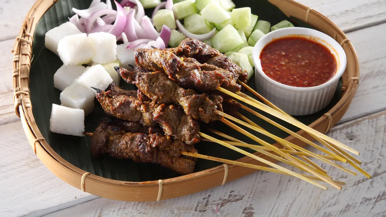 Sate Asem Manis Khas Betawi