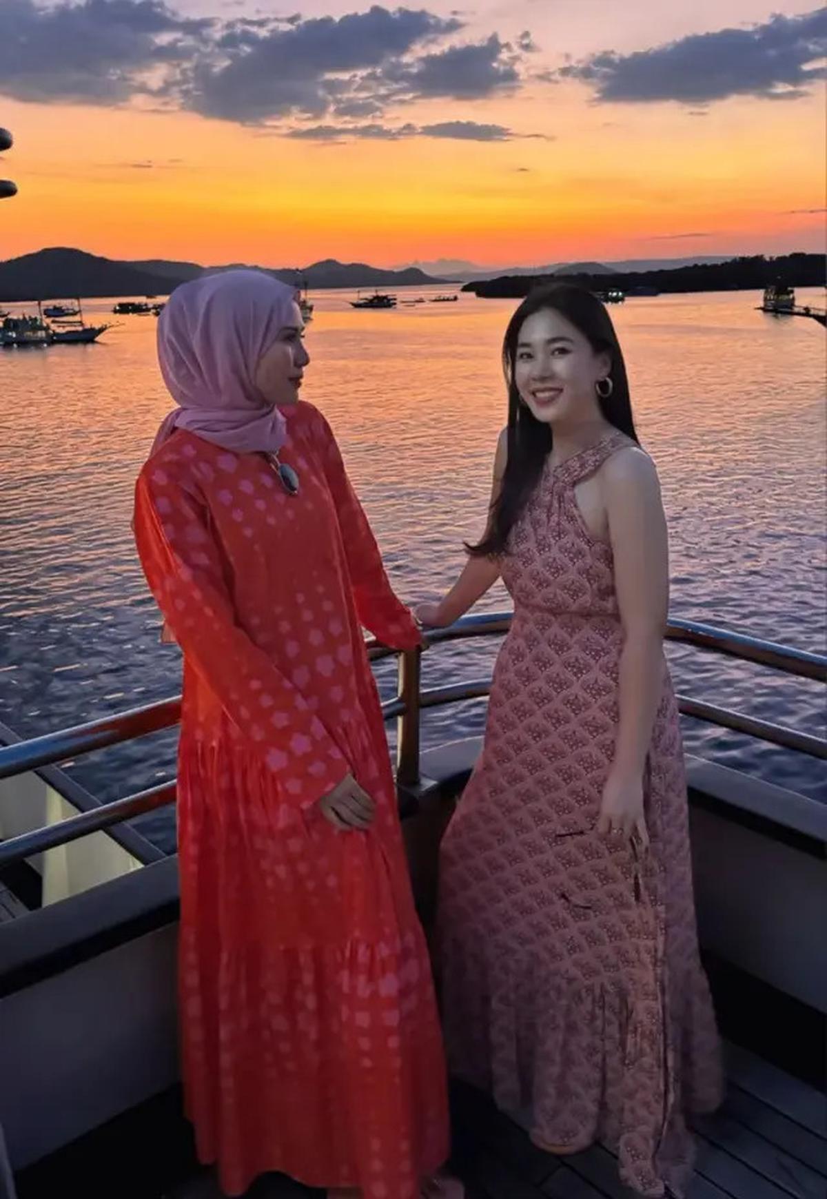 6 Potret Geng Cendol Rayakan Ultah ke-40 Marlene Hariman di Kapal Pesiar, Outfit Nagita Disorot