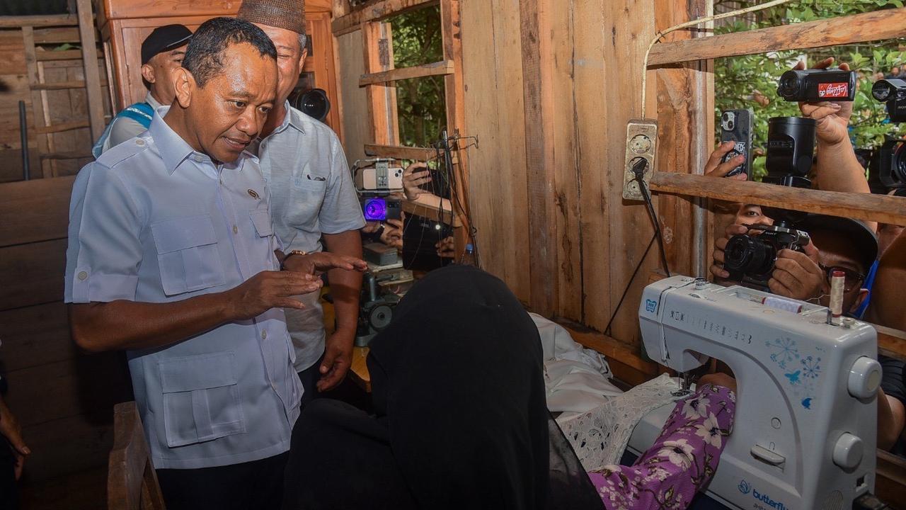 Janji Pemerintah Terbayar, Warga Musi Banyuasin Kini Nikmati Listrik