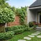 6 Inspirasi Teras Rumah Mungil dengan Pohon Melati Jasmine, Beri Kesan Adem dan Elegan