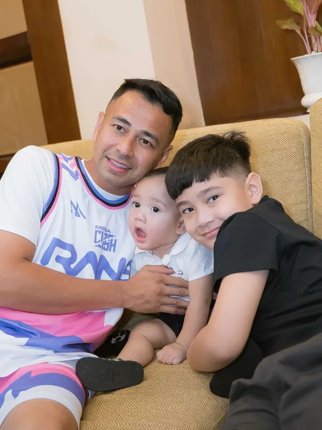 [Fimela] Raffi Ahmad dan Rafathar