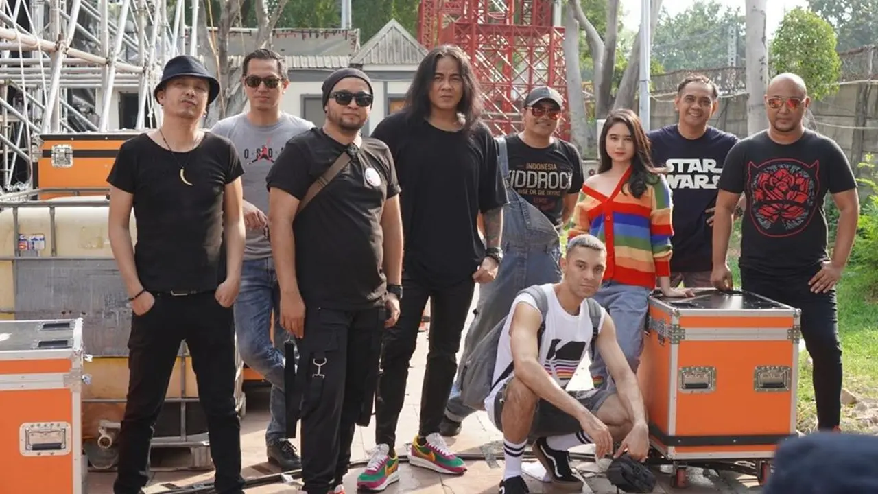 Tissa Biani dan Element Reunion (Instagram/ tissabiani)