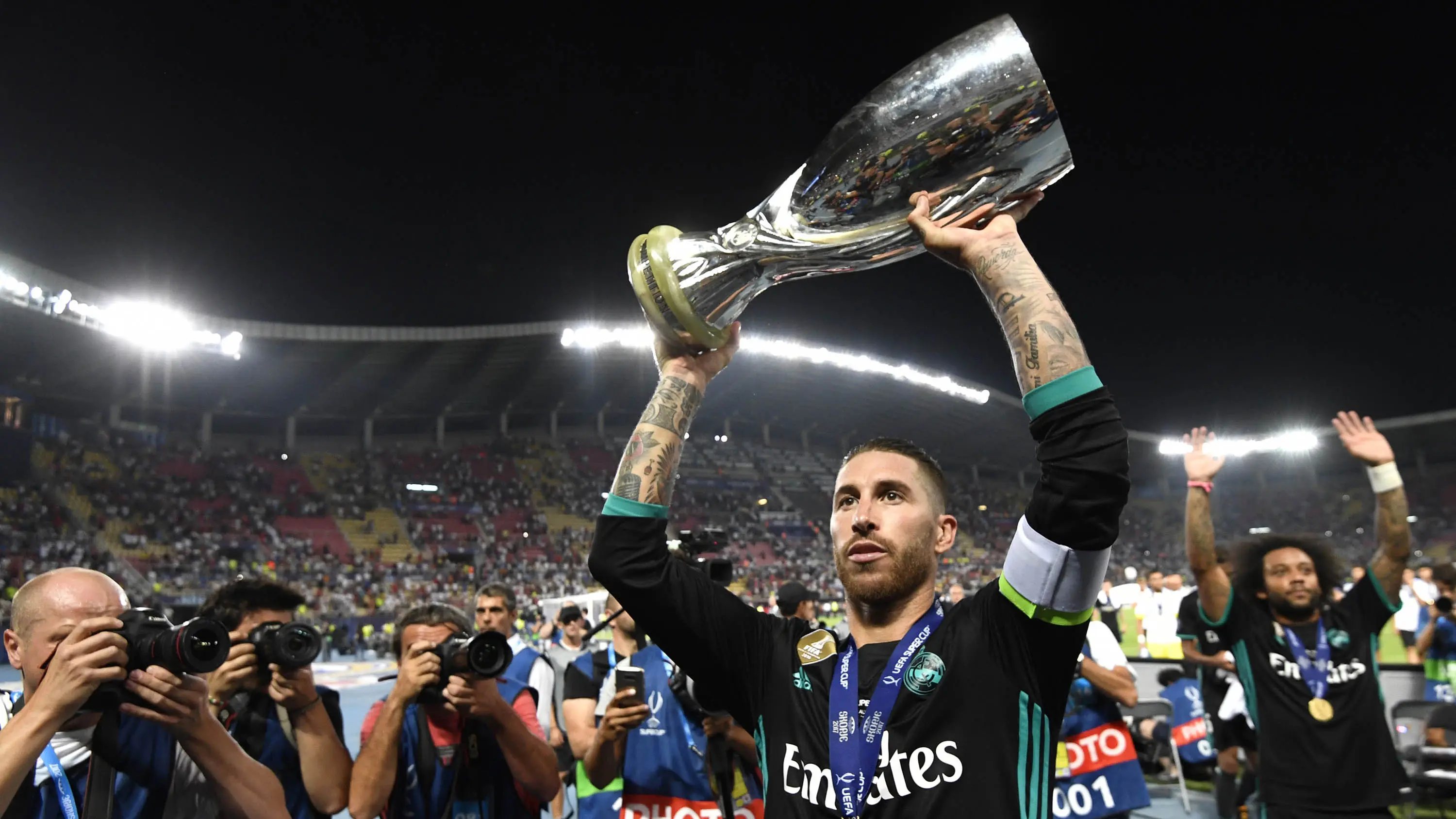 Sergio Ramos memenangkan delapan trofi dalam kurun waktu dua tahun (AFP/Dimitar Dilkoff)