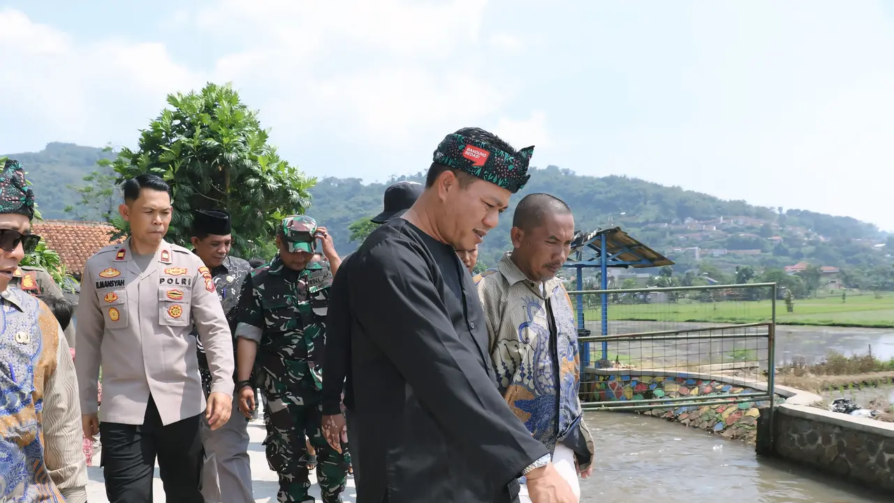 bupati bandung dadang supriatna