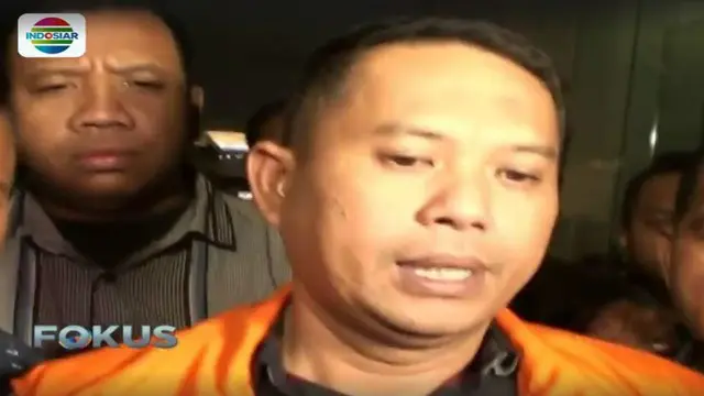 Jadi Tersangka, Wali Kota Cilegon Keluar Gedung KPK Pakai Jaket Orange