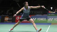 Juara tunggal putri Olimpiade 2016 Carolina Marin dikalahkan Ratchanok Intanon pada perempat final All England 2017. (AP Photo/Simon Cooper)