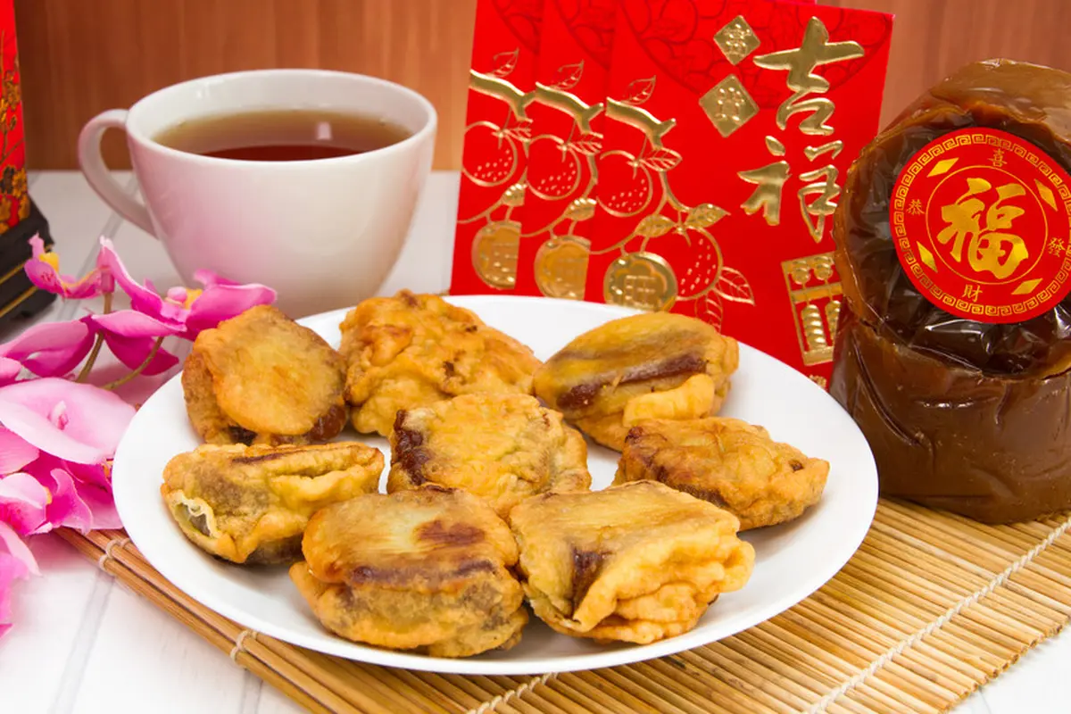 Kue keranjang goreng