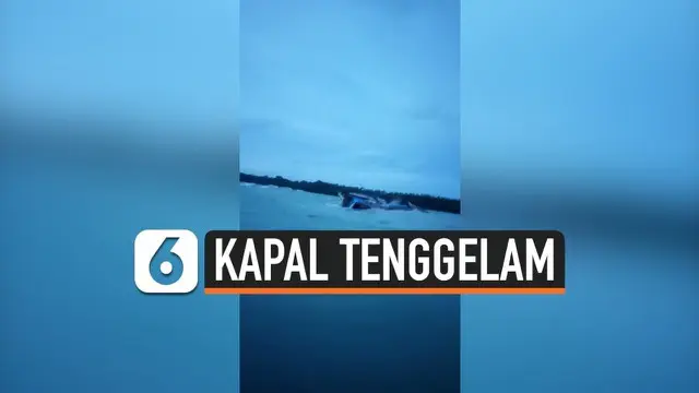 Nasih sial menimpa K=kapal KM Sandoro di Ambon, Maluku. Kapal mengalami mati mesin saat sedang berjalan dan tenggelam setelah dihantam gelombang.