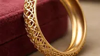 9 Model Gelang Emas yang Cocok untuk Tangan Gemuk Ibu 40-an, Tampil Lebih Percaya Diri