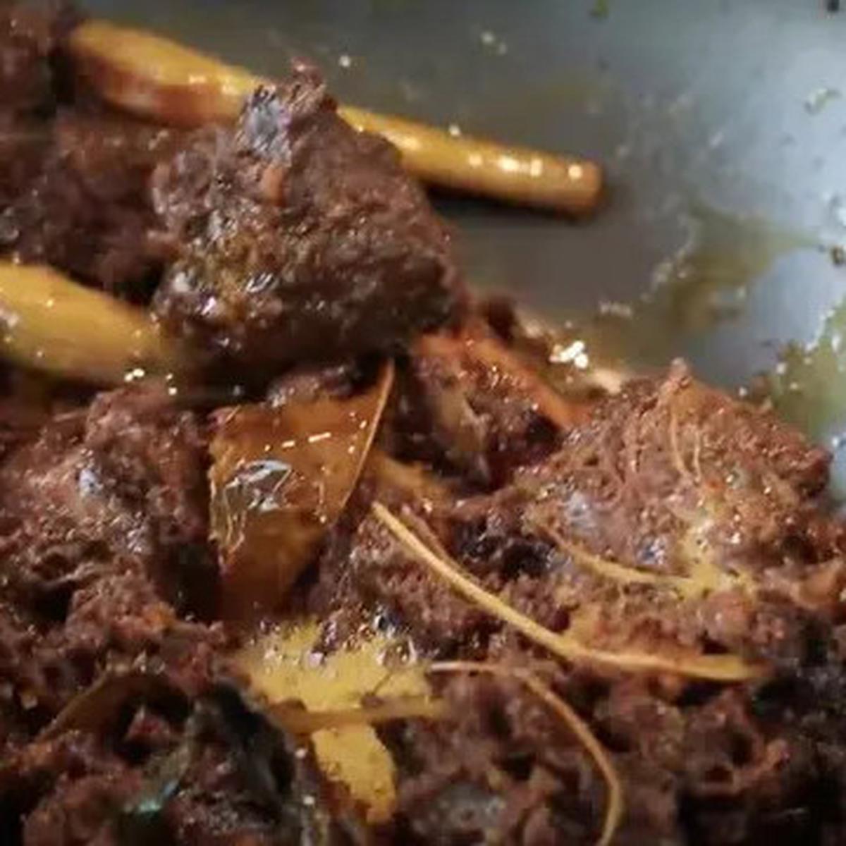 Trik agar Rendang Tetap Empuk dan Tahan Berbulan-Bulan tanpa Kehilangan Rasa